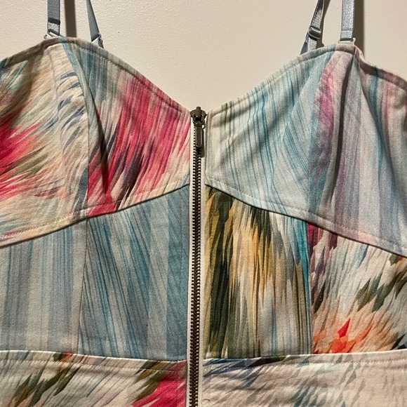 Artelier Nicole Miller Bodycon Full Zipper Tropical Print Mini Dress Size 2 - Picture 3 of 7